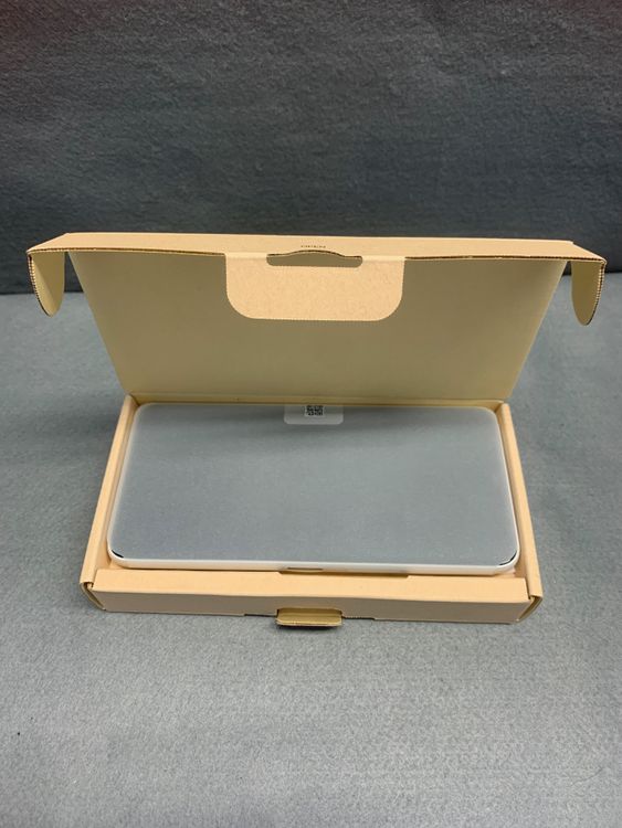 ����̤���� SIM�ե꡼ Arrows We2 64GB �ߥ��ȥۥ磻�ȿ�