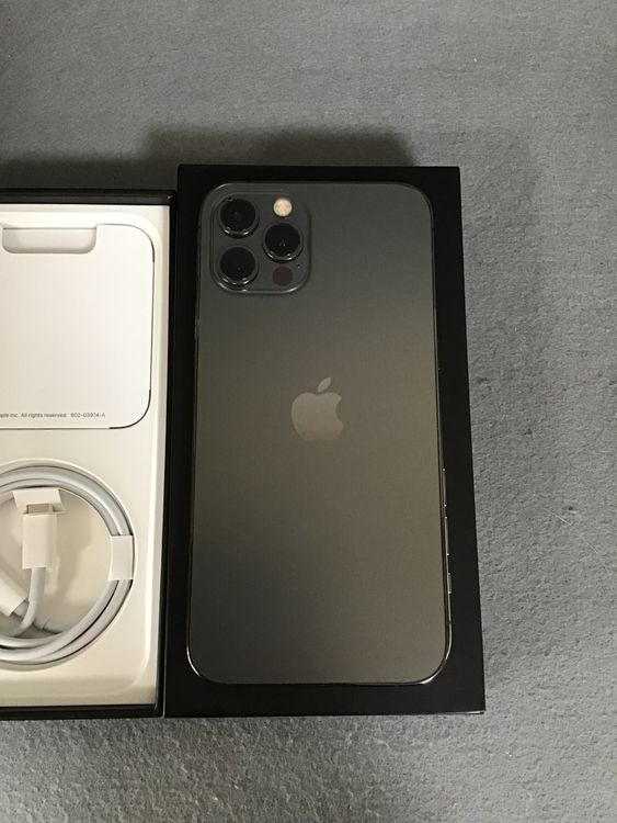 美品 国内版 SIMフリー iPhone12  Pro  256GB グラファイト色