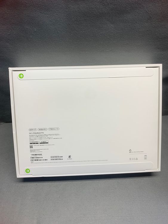 ����̤�����ڸ����ݾ�ͭ���MacBook Pro 14����� M5 1TB ���ڡ����֥�å���