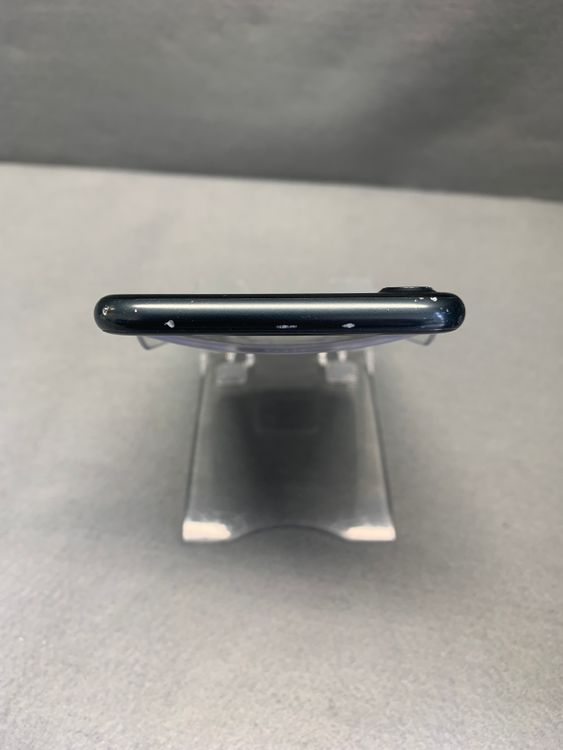 ����ʡ������ǡ�SIM�ե꡼��iPhone7 128GB �֥�å���