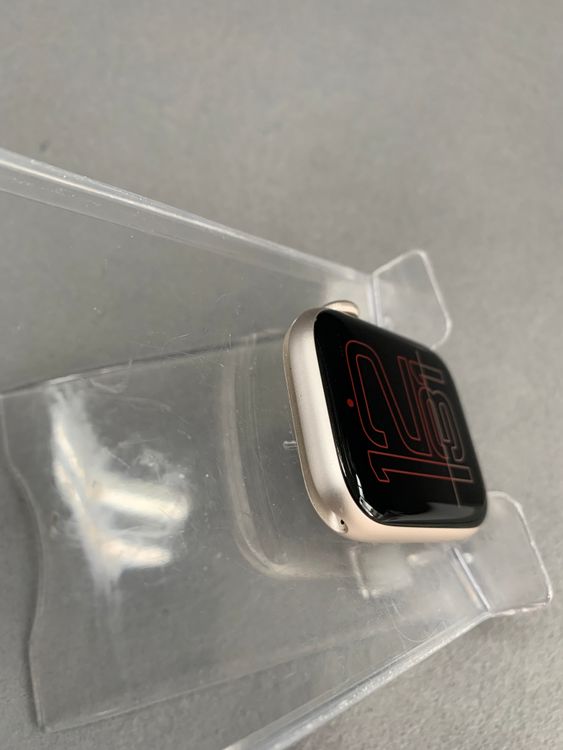 ���� Apple Watch SE ��3����ڸ����ݾڤ����64GB  ����顼�� 44mm