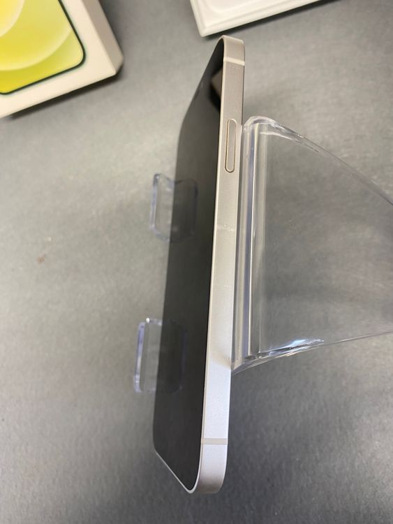 ���ʡ�Apple���ȥ��ǡ�SIM�ե꡼��iPhone12 64GB �ۥ磻�ȿ�