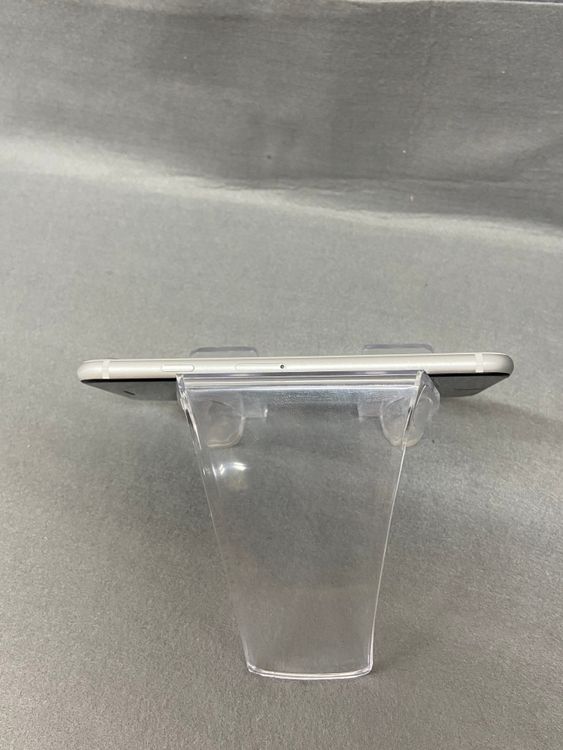 ���� ������ SIM�ե꡼��iPhoneSE ��2���� 64GB �ۥ磻�ȿ�