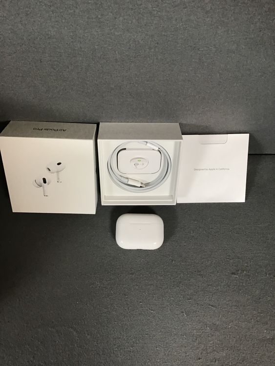 【美品】AirPods Pro(第2世代)付属品未使用 Apple - ✓AirPods Pro（第2世代）※付属品また箱無し 正規品 美品の