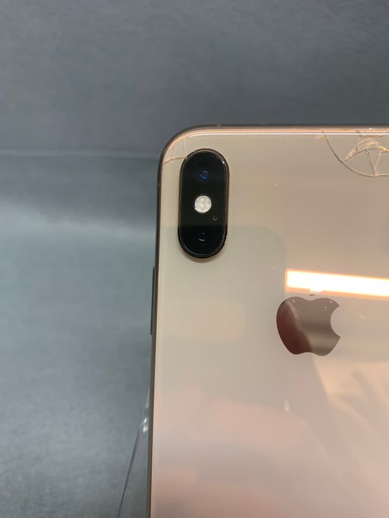 ������š������ǡ�SIM�ե꡼��iPhone XR�� 64GB ������뿧