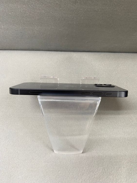 Ķ���ʡ������ǡ�SIM�ե꡼��iPhone12 64GB �֥�å���