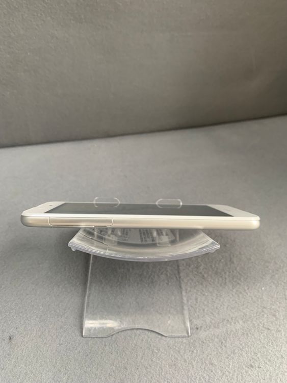 ���� SIM�ե꡼ AQUOS L2 8GB SH-L02 �ۥ磻�ȿ�