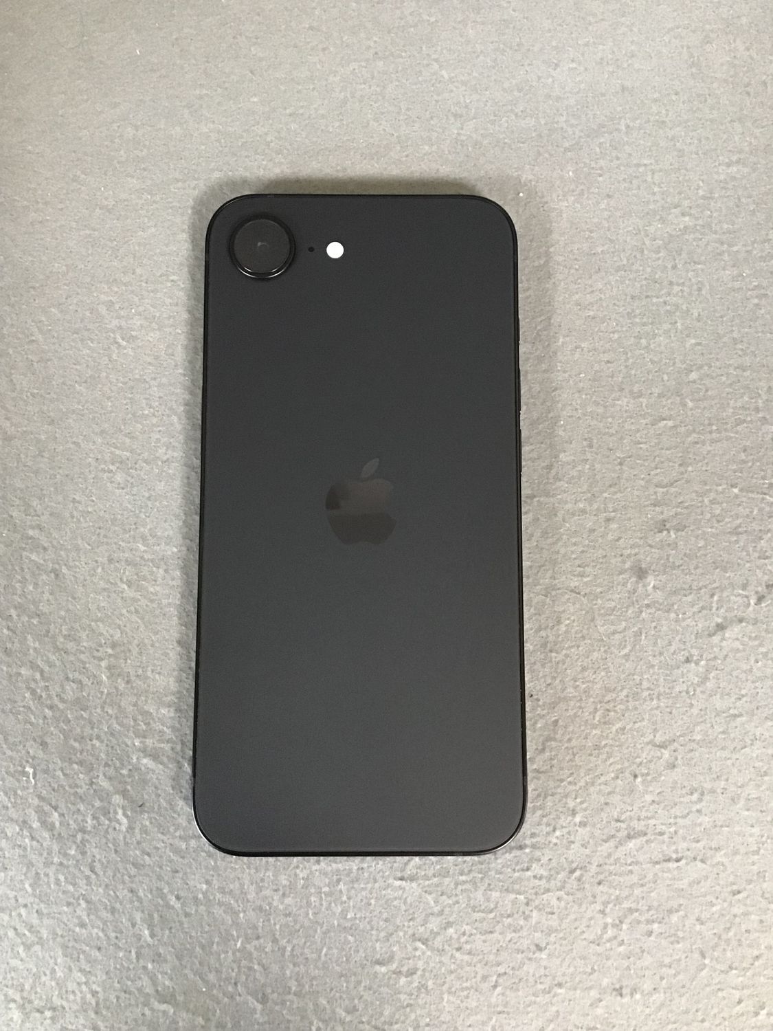 iPhone16e 256GB ブラック SIMフリー Amazon.com: Apple iPhone 16e, 256GB, eSIM, Black- Unlocked