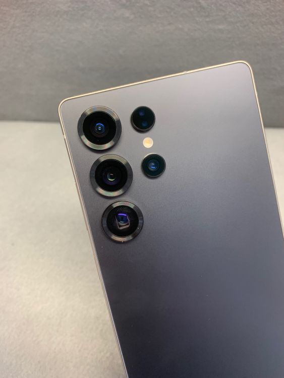 ����̤���� SIM�ե꡼ Samsung Galaxy S25 Ultra 1TB SC-52F