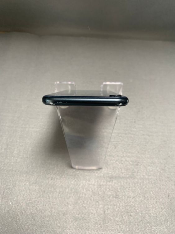   SIMե꡼ iPhoneSE 3 64GB ߥåɥʥȿ