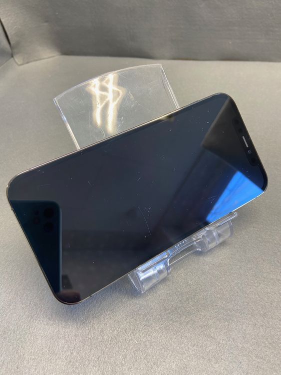 ������š������ǡ�SIM�ե꡼��iPhone12 Pro 128GB ����ե����ȿ�