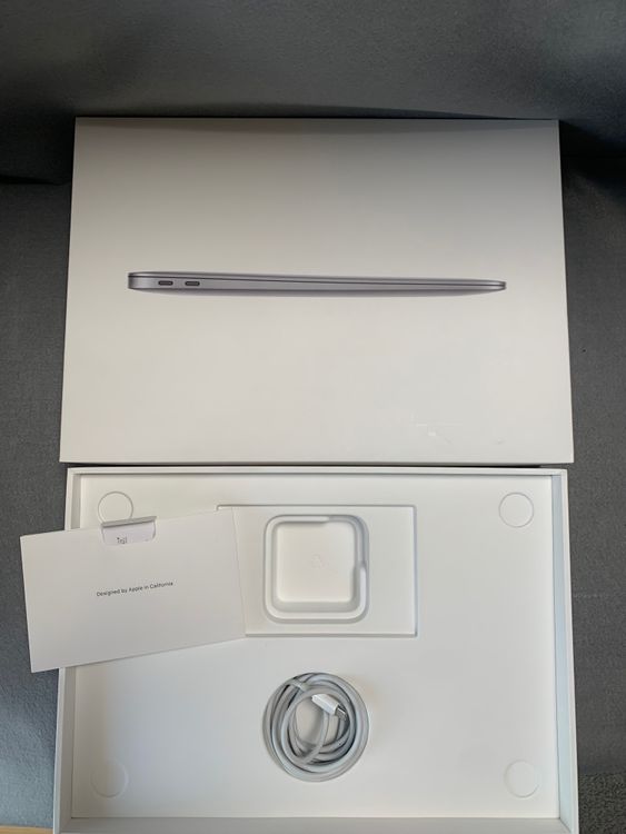 超美品 MacBook Air M1 2020年 8GB 512GB スペースグレイ色