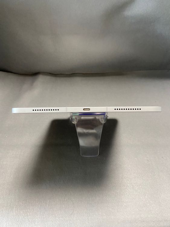 美品 iPad Air 第4世代 10.9インチ 256GB Wi-Fi +Cellular版