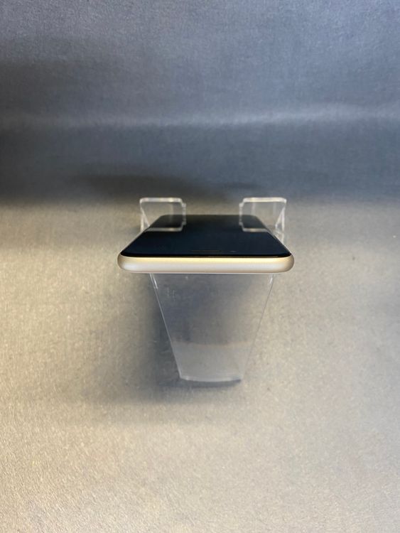 Ķ���ʡ������ǡ�SIM�ե꡼��iPhoneSE �軰���� 64GB���������饤�ȿ�