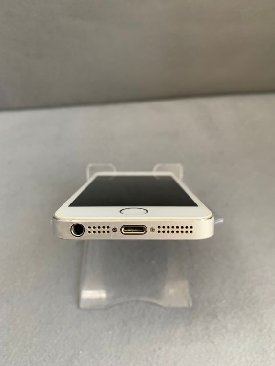 ��� ������ docomo����ꥢ iPhone 5S 32GB ����С���