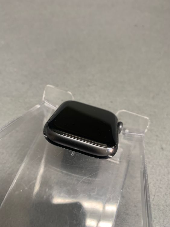 ���� Apple Watch SE ��1���� 32GB GPS��ǥ� 44mm