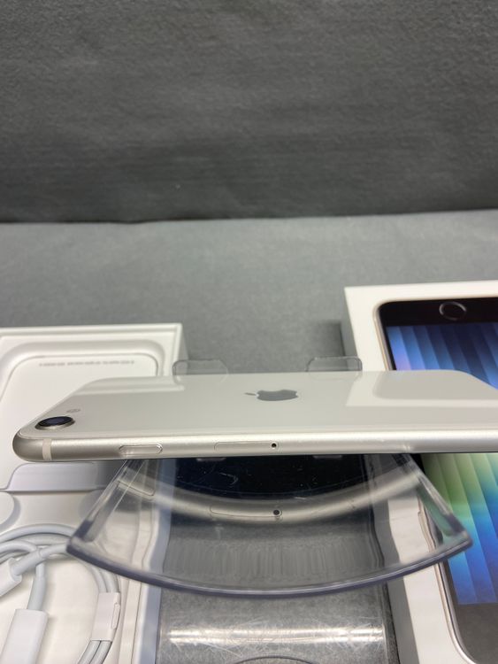 ���ʡ������ǡ�sim�ե꡼��iPhoneSE �裳���塡128GB