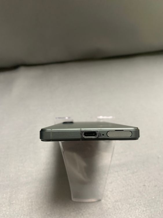 超美品 SIMフリー ソニー Xperia1V 512GB ROM 16GB RAM