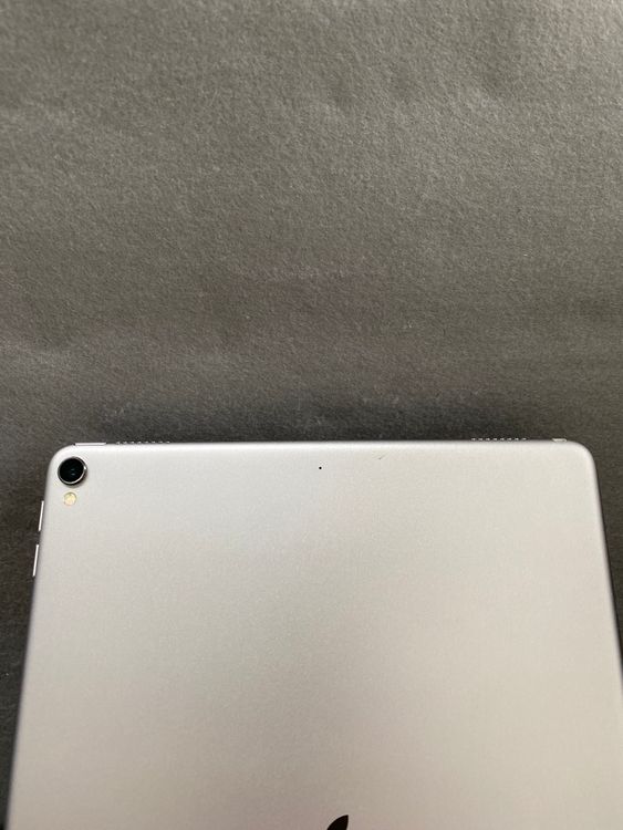 ���� ������  iPad Pro 10.5 ����� 64GB ���ڡ������쥤��