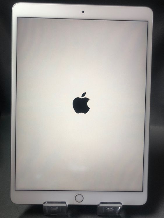   iPad Air 3 64GB WiFi С