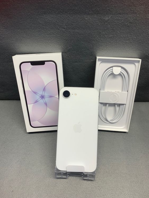 ����̤���� Apple���ȥ��ǡڸ����ݾ�ͭ���SIM�ե꡼ iPhone17e 256GB �ۥ磻��