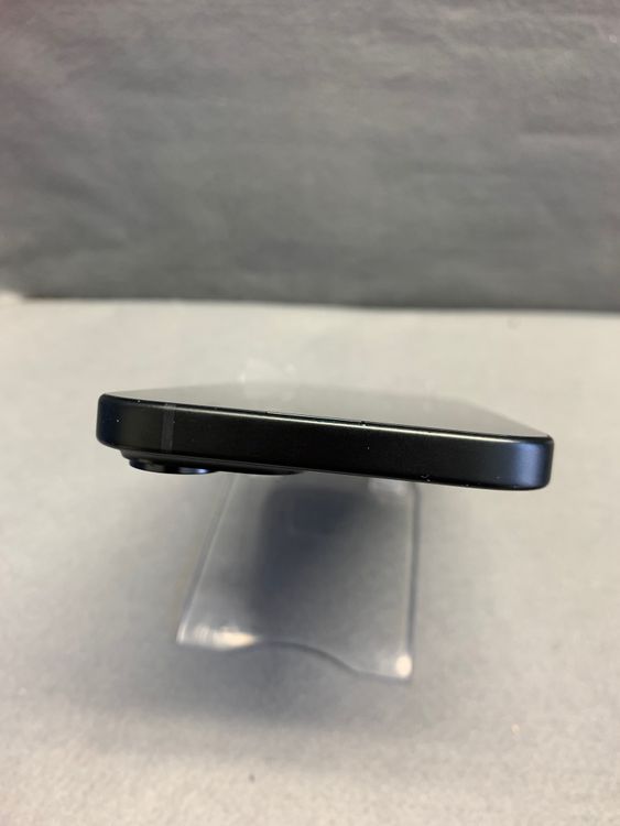 ���ʡ������ǡ�SIM�ե꡼��iPhone15 128GB �֥�å���