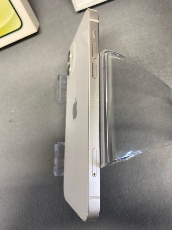 ���ʡ�Apple���ȥ��ǡ�SIM�ե꡼��iPhone12 64GB �ۥ磻�ȿ�