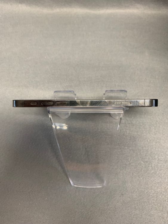 ���ʡ������ǡ�SIM�ե꡼��iPhone12pro 256GB ����ե����ȿ�