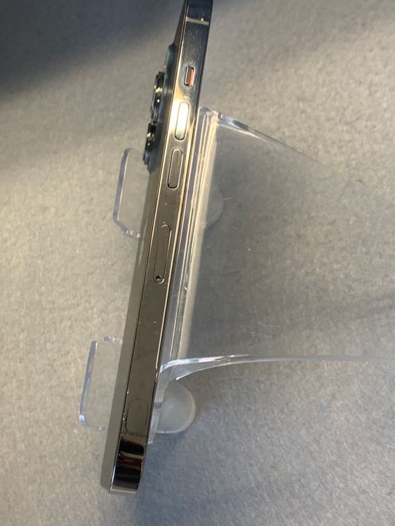 ���� ������ SIM�ե꡼ iPhone13 Pro 256GB�� ����ե����ȿ�