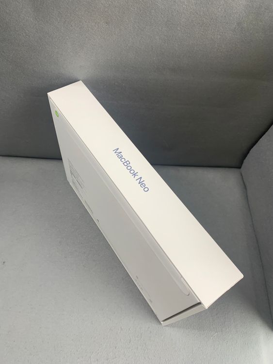 ����̤�����ڸ����ݾڤ����13����� MacBook Neo 8GB���� 256GB ���ȥ졼��