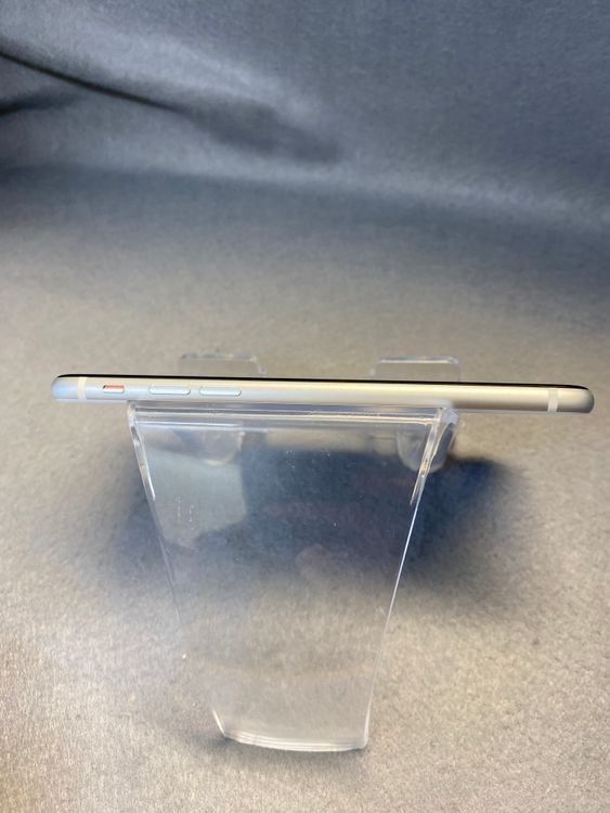 ���ʡ������ǡ�SIM�ե꡼��iPhoneSE�������� 64GB  �ۥ磻�ȿ�