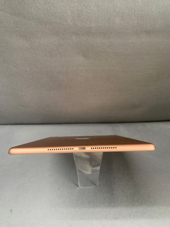 Ķ���� SIM�ե꡼ iPad ��6���� 9.7����� 32GB Cellular�� ������ɿ�