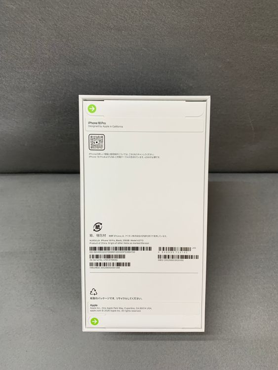 ����̤���� Apple���ȥ��� SIM�ե꡼ iPhone18 Pro 256GB �֥�å���