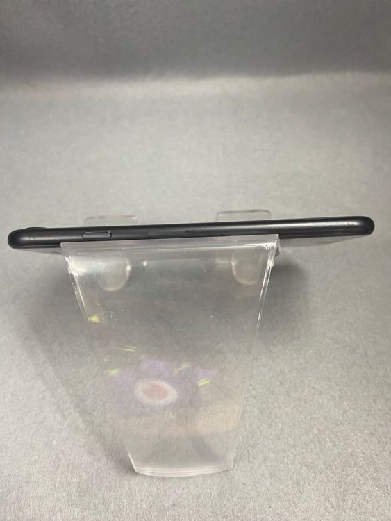 ���� ������ SIM�ե꡼ iPhone SE ��2���� 128GB ������֥롼��