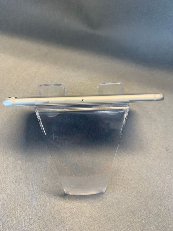 ���ʡ�softbank�����䡡iPhone6�� 16GB �ۥ磻�ȿ�