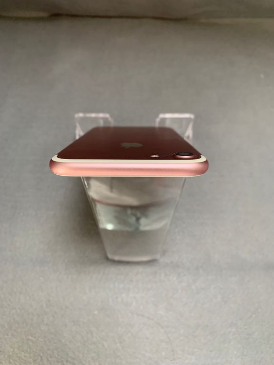   SIMե꡼ iPhone7 32GB ɿ