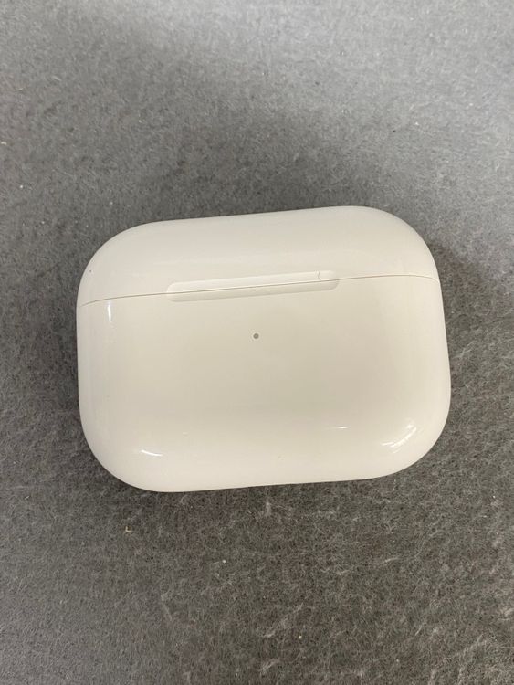 ���ʡ�AirPods Pro ������塡�ۥ磻�ȿ�