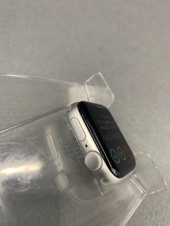 ���� Apple Watch SE ��1���� GPS��ǥ� 40mm 32GB ����С�