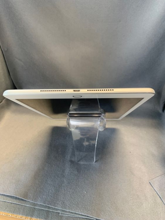 ����  iPad �裷���� 32GB Wi-Fi�� ����С���