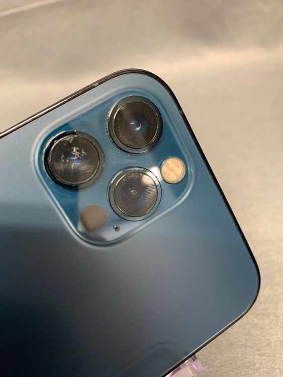 ��š������ǡ�SIM�ե꡼��iPhone 12pro 128GB �ѥ��ե��å��֥롼��