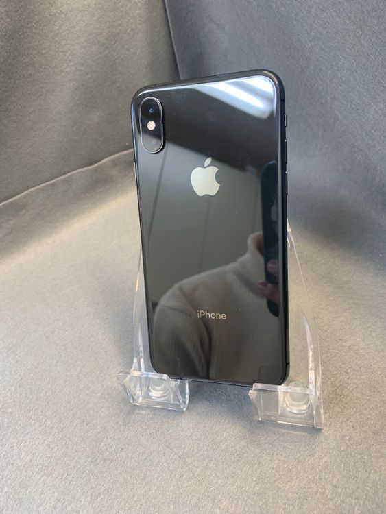 ���ʡ������ǡ�SIM�ե꡼��iPhone��XR��64GB �֥�å���