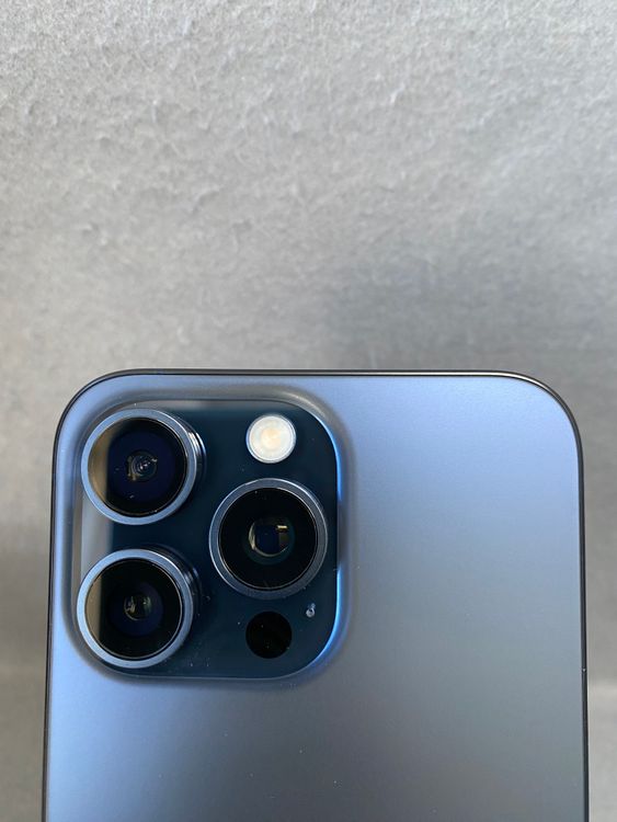 Ķ���� Apple���ȥ��� SIM�ե꡼ iPhone15 Pro Max 256GB
