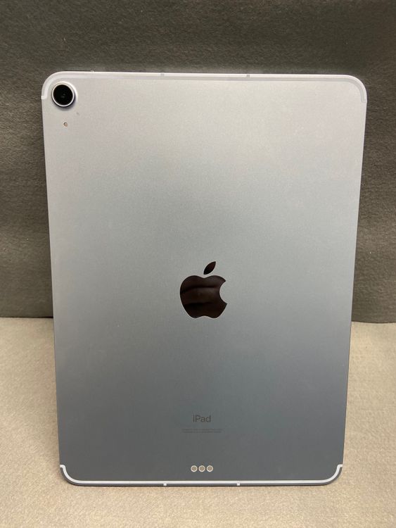 ���� ������ SIM�ե꡼ iPad Air ��4���� 64GB Cellular�� �������֥롼��