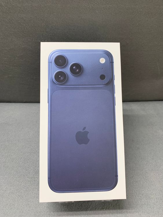 ����̤���� Apple���ȥ��� SIM�ե꡼ iPhone17 Pro Max 256GB