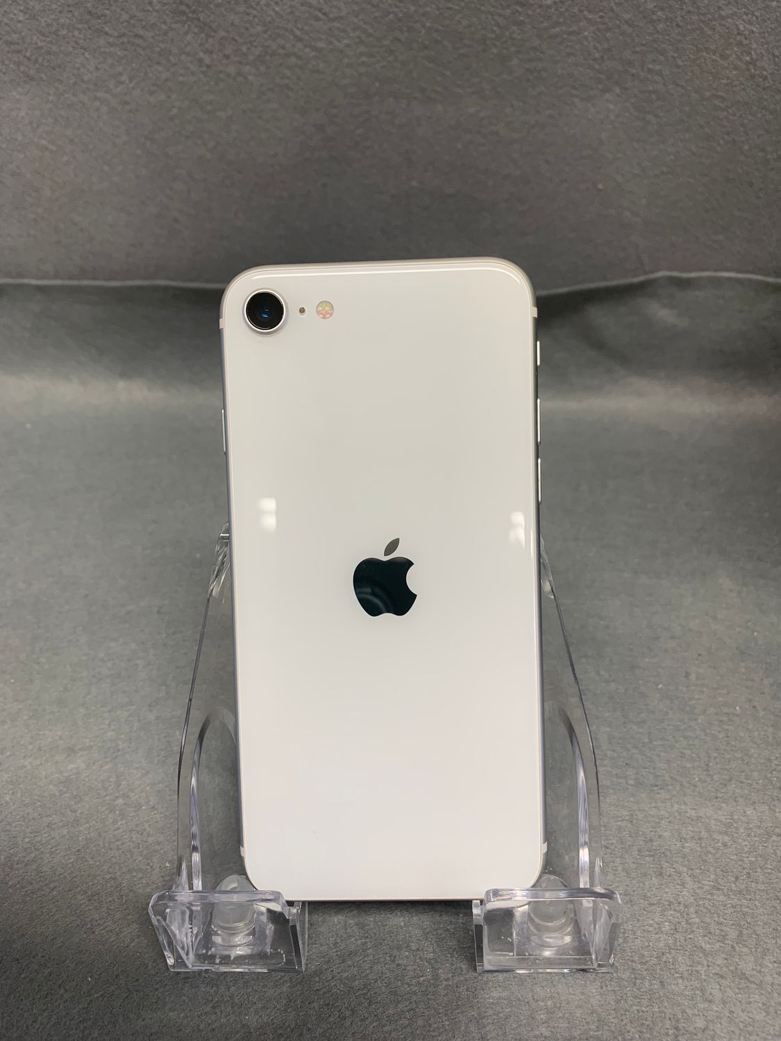 美品　iPhoneSE 128 SIMフリー　ホワイト　付属品全てついてます ムスビー｜美品 国内版 SIMフリー iPhoneSE第2世代 128GB ホワイト色