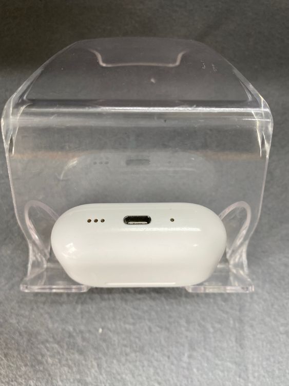 ���ʡ������ǡڸ����ݾڤ����AirPods Pro ��3���� USB-C �ۥ磻�ȿ�