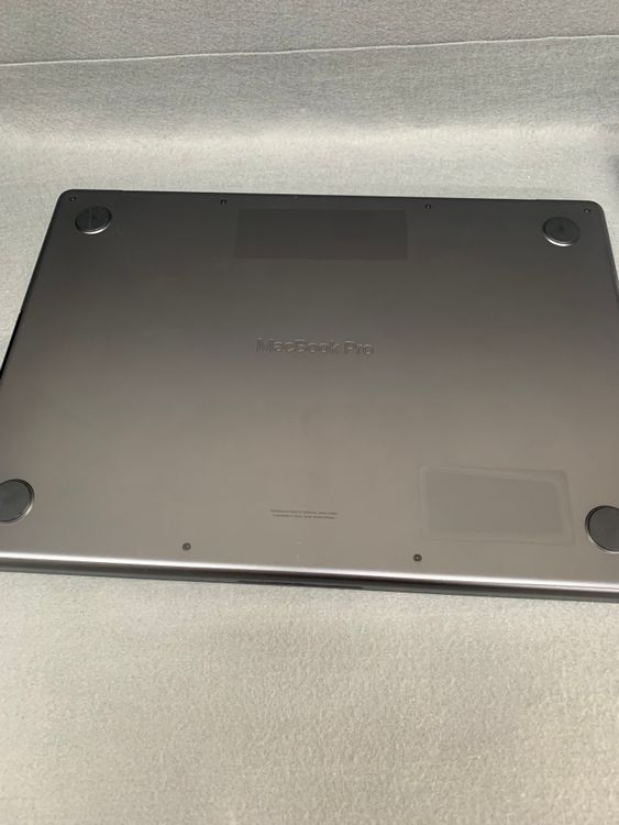 MacBook pro 14�������M3 pro 2023 18GB/1TB