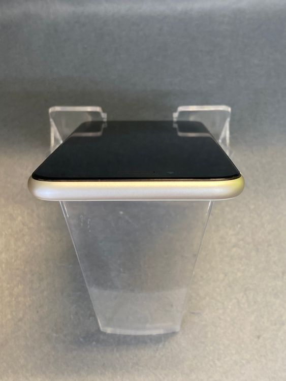 Ķ���ʡ������ǡ�SIM�ե꡼��iPhoneSE �軰���� 64GB���������饤�ȿ�