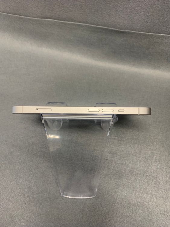 ���ʡ������ǡ�SIM�ե꡼��iPhone13 256GB �������饤�ȿ�