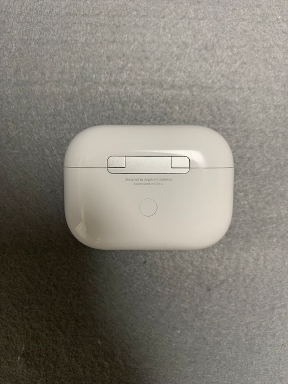  AirPods Pro 1 with MagSafe Charging Case